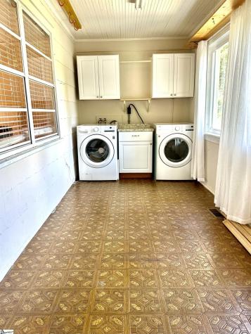 34 Brookside Circle Greenville SC 29609