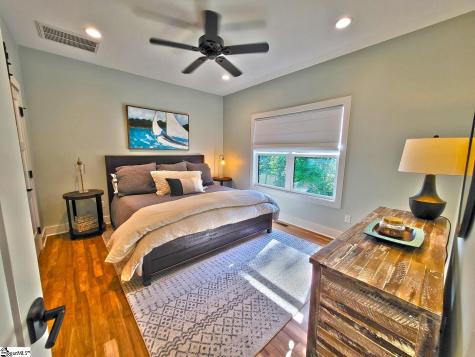366 Hideaway Cove Drive Seneca SC 29672