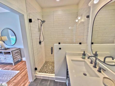 366 Hideaway Cove Drive Seneca SC 29672