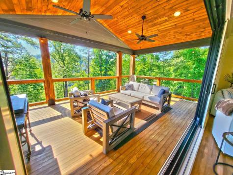 366 Hideaway Cove Drive Seneca SC 29672