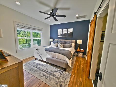 366 Hideaway Cove Drive Seneca SC 29672