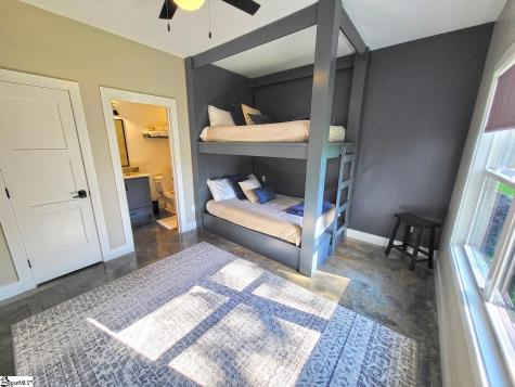 366 Hideaway Cove Drive Seneca SC 29672