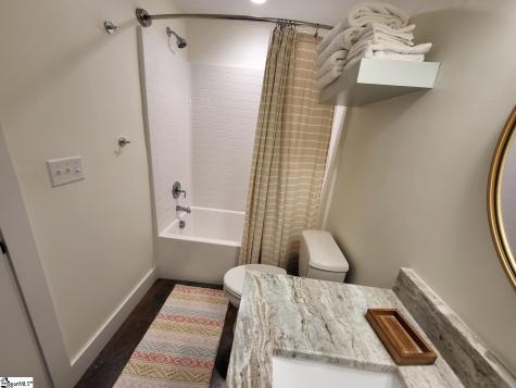 366 Hideaway Cove Drive Seneca SC 29672