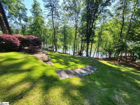 366 Hideaway Cove Drive Seneca SC 29672