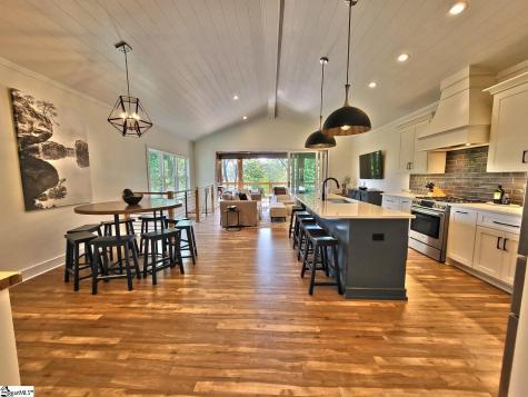 366 Hideaway Cove Drive Seneca SC 29672