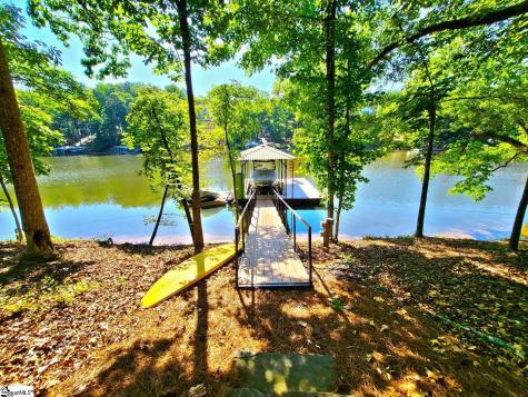 366 Hideaway Cove Drive Seneca SC 29672