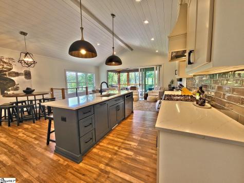 366 Hideaway Cove Drive Seneca SC 29672