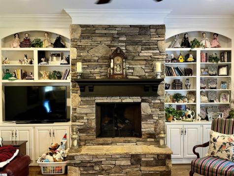 27 Cullen Court Greer SC 29650