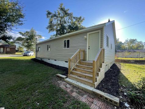 103 Mason Street Clinton SC 29325