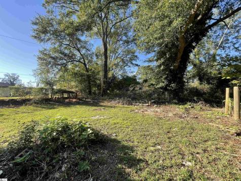 103 Mason Street Clinton SC 29325