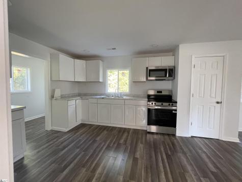 103 Mason Street Clinton SC 29325