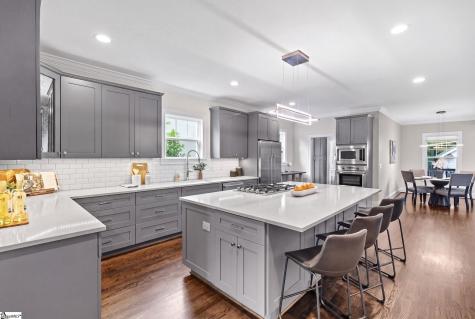 13 E Tallulah Drive Greenville SC 29605