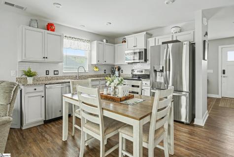 2231 Hemming Way Boiling Springs SC 29316