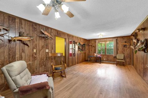 4981 Moorefield Memorial Highway Pickens SC 29671