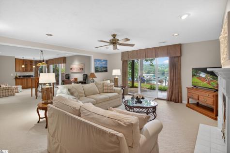 308 South Reach Lane Salem SC 29676