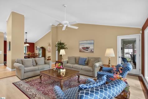 308 South Reach Lane Salem SC 29676