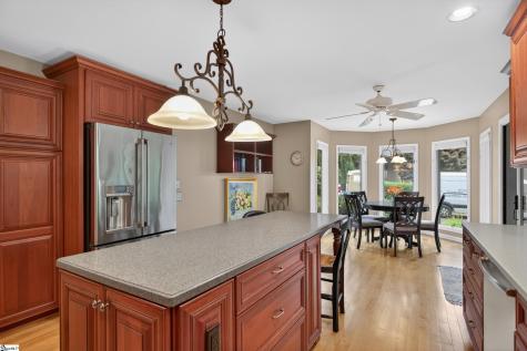 308 South Reach Lane Salem SC 29676