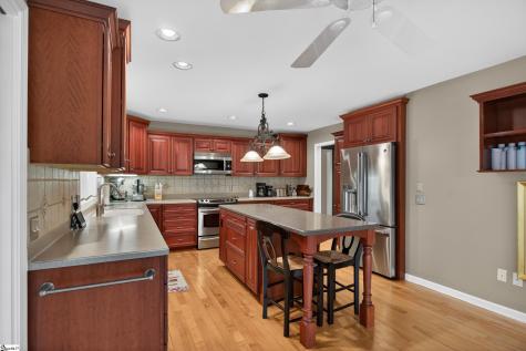 308 South Reach Lane Salem SC 29676
