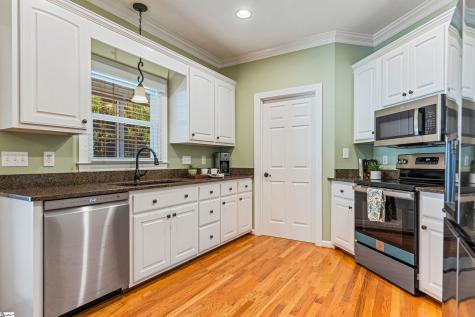 103 Malvern Hill Easley SC 29642