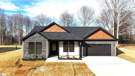528 Dillon Street Chesnee SC 29323