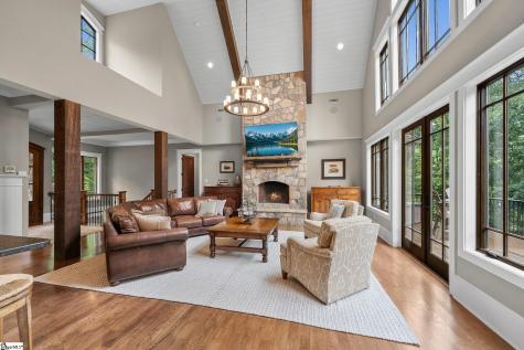270 Long Ridge Road Sunset SC 29685