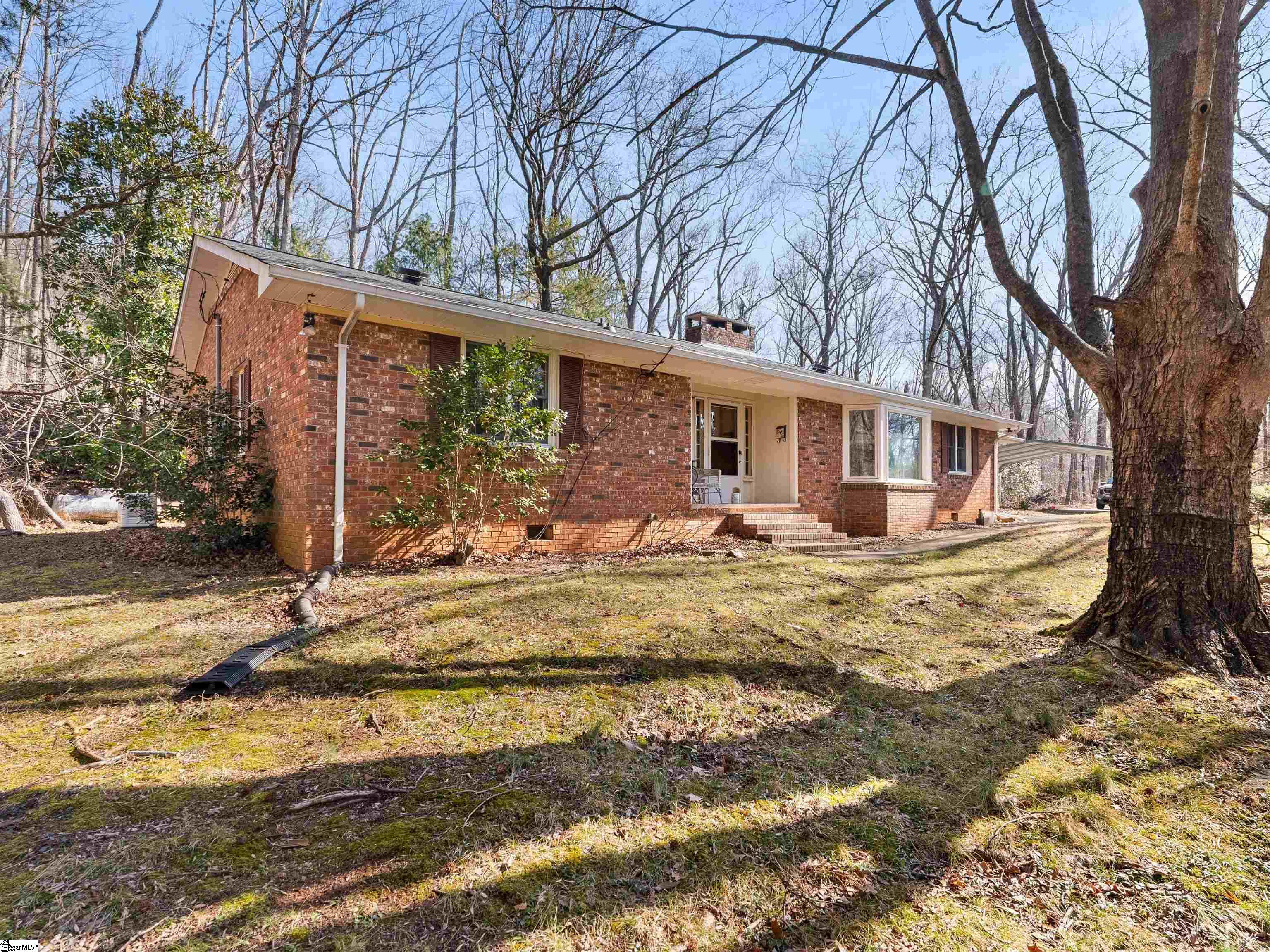 121 Hummingbird Lane Columbus NC 28722