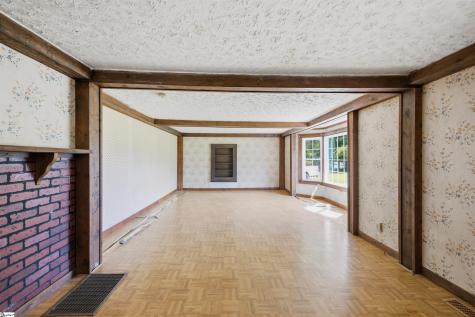 3497 Poplar Springs Road Ware Shoals SC 29692