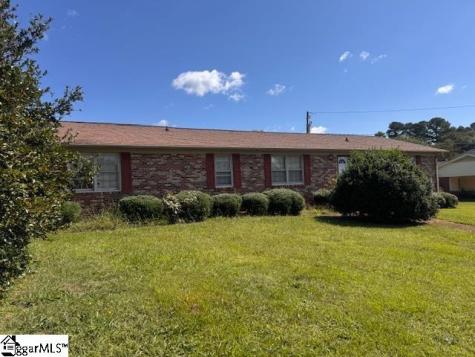 117 Hendrix Drive Boiling Springs SC 29316