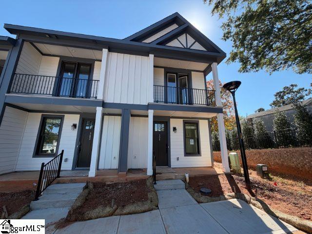 9 Hawthorne Lane Greenville SC 29605