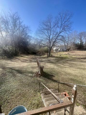 550 Leaman Avenue Whitmire SC 29178