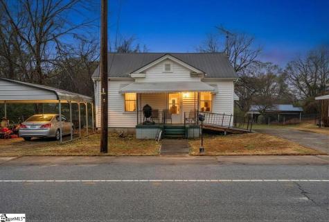 550 Leaman Avenue Whitmire SC 29178