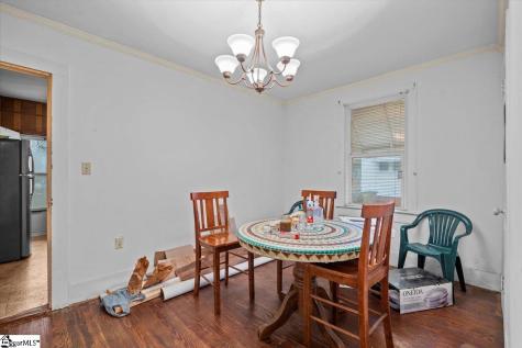 550 Leaman Avenue Whitmire SC 29178