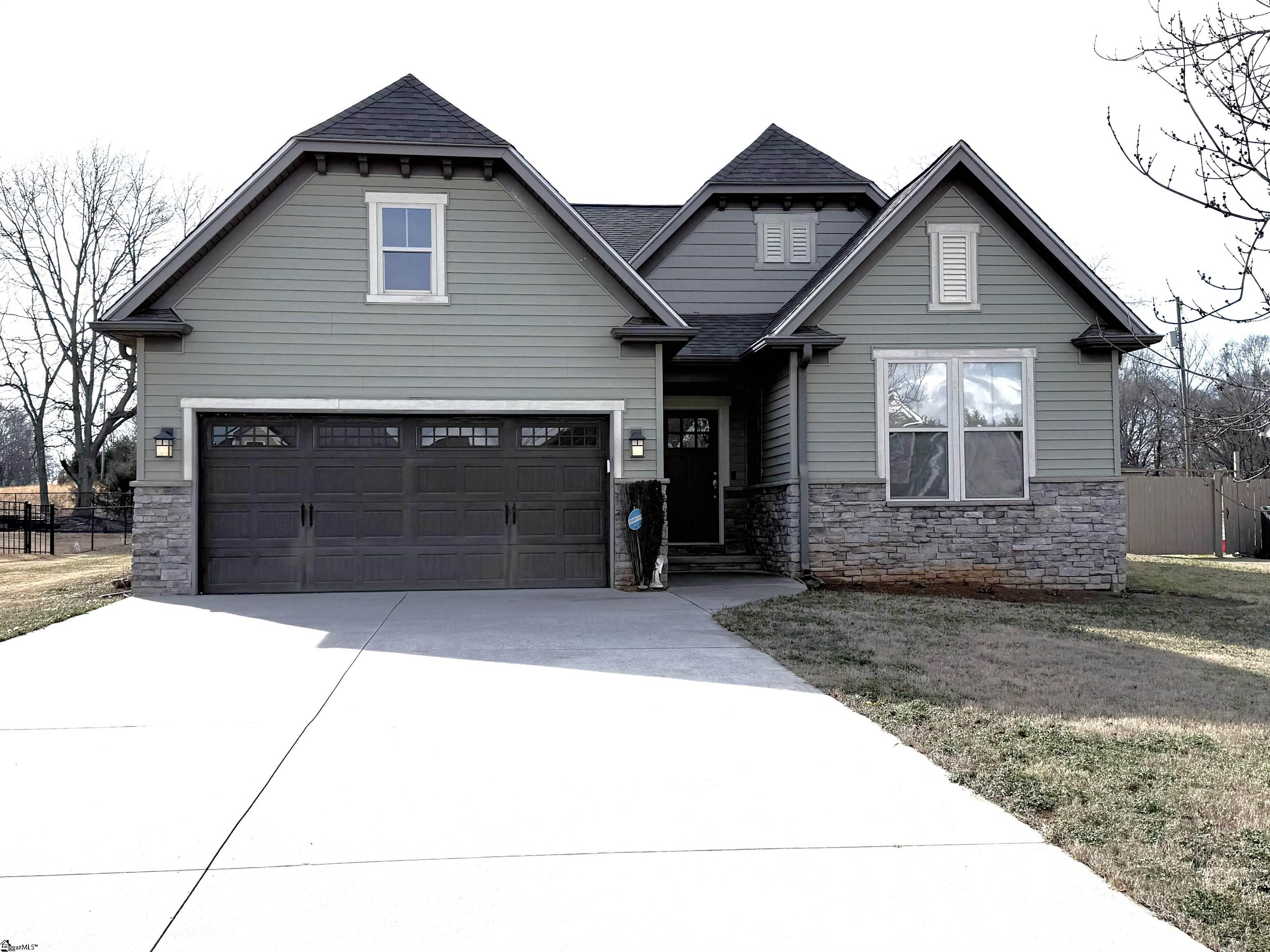 1011 Drakes Crossing Anderson SC 29625