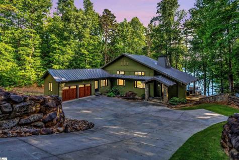 304 Trottingwolf Trail Sunset SC 29685