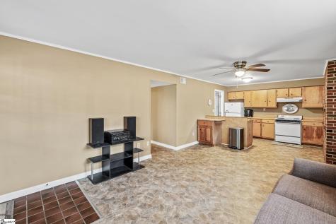 348 Peninsula Drive Anderson SC 29626