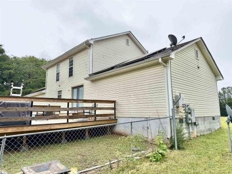 588 Douglas Road Gray Court SC 29645