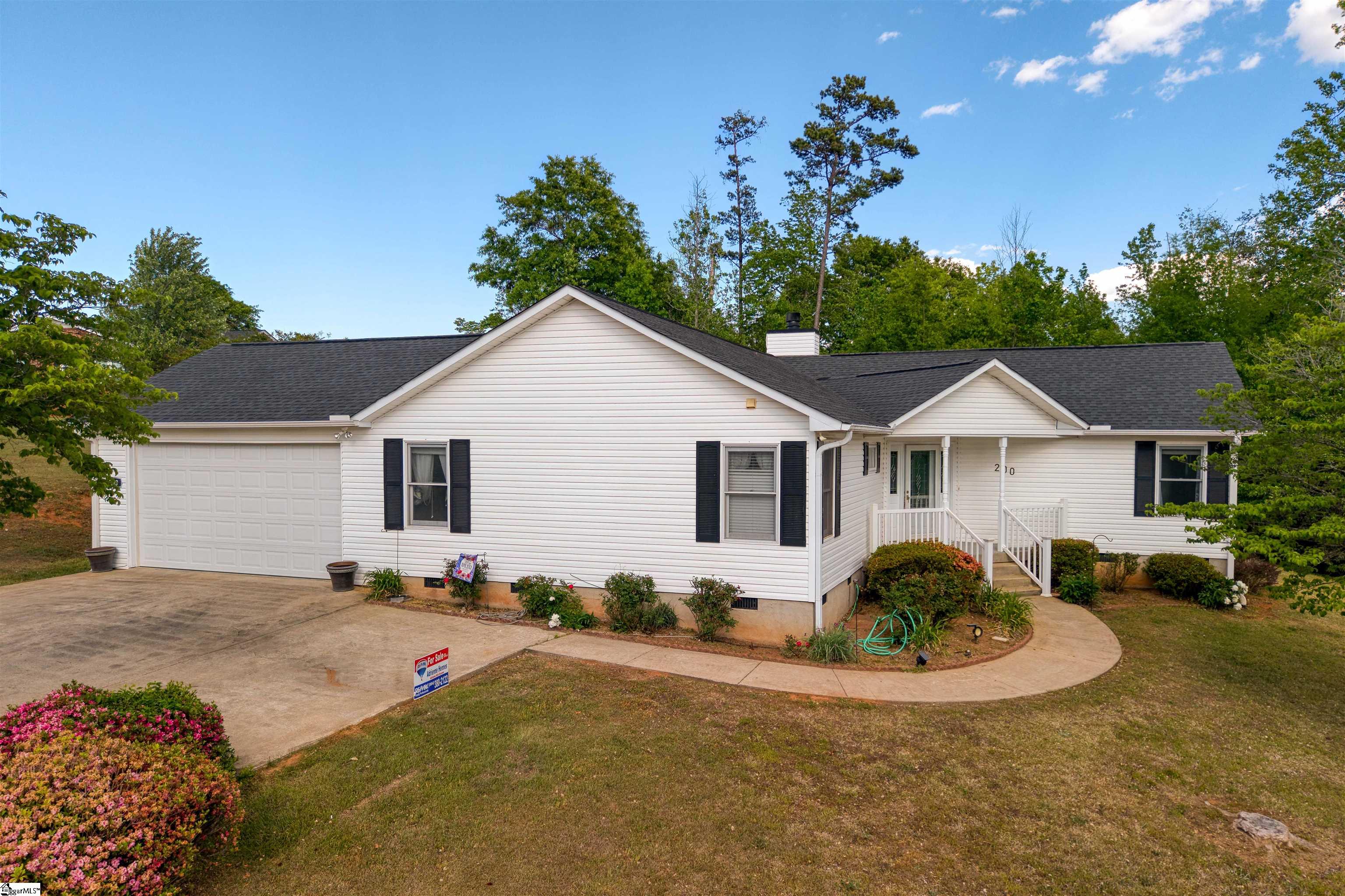 200 Leila Street Seneca SC 29678