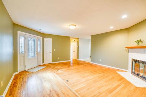 200 Leila Street Seneca SC 29678