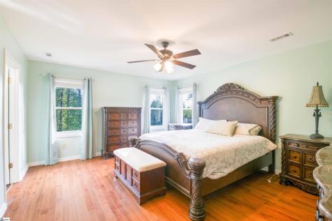 200 Leila Street Seneca SC 29678