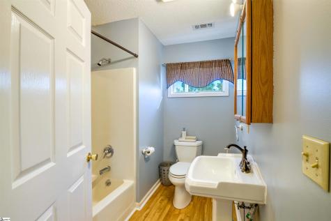 200 Leila Street Seneca SC 29678