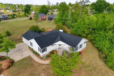 200 Leila Street Seneca SC 29678