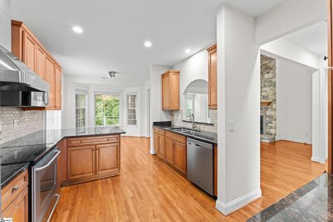 6 Aldgate Way Greer SC 29650