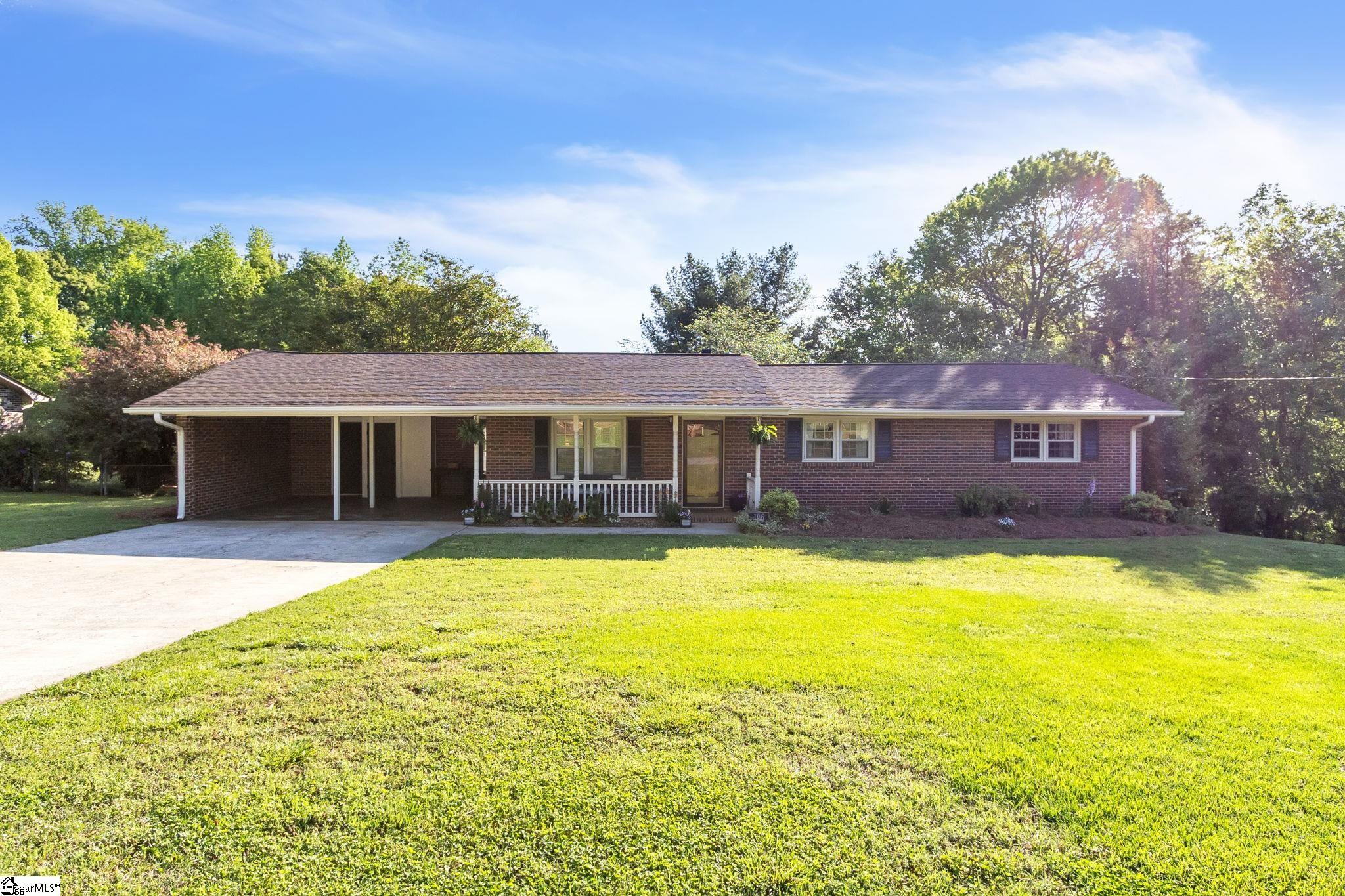 106 Dorr Circle Easley SC 29640