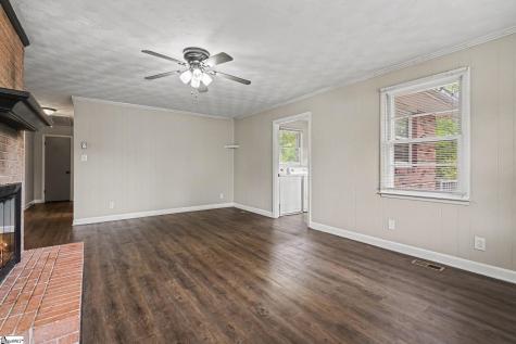 2 Ayersdale Drive Taylors SC 29687
