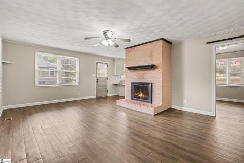 2 Ayersdale Drive Taylors SC 29687