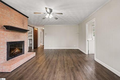 2 Ayersdale Drive Taylors SC 29687