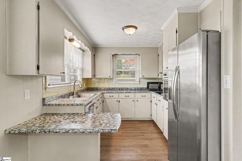 2 Ayersdale Drive Taylors SC 29687