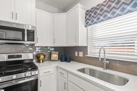 8 Santorini Way Mauldin SC 29662