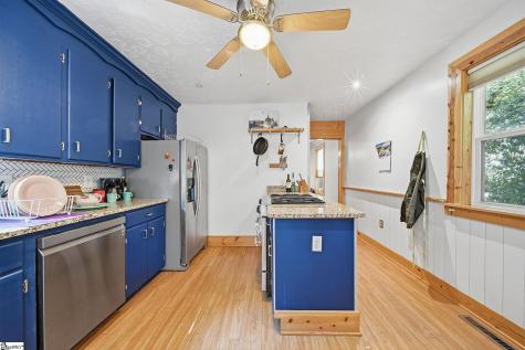 108 Hawthorne Lane Greenville SC 29605