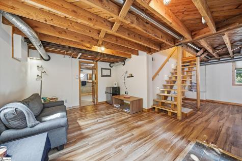 108 Hawthorne Lane Greenville SC 29605